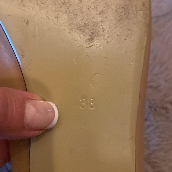 Gorgeous Prada Flats 💕 - Picture 5 of 7